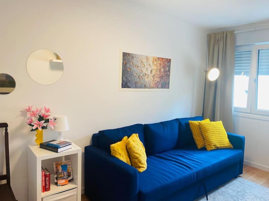Modern 3 Bedroom Flat In Lisbona Esterno foto