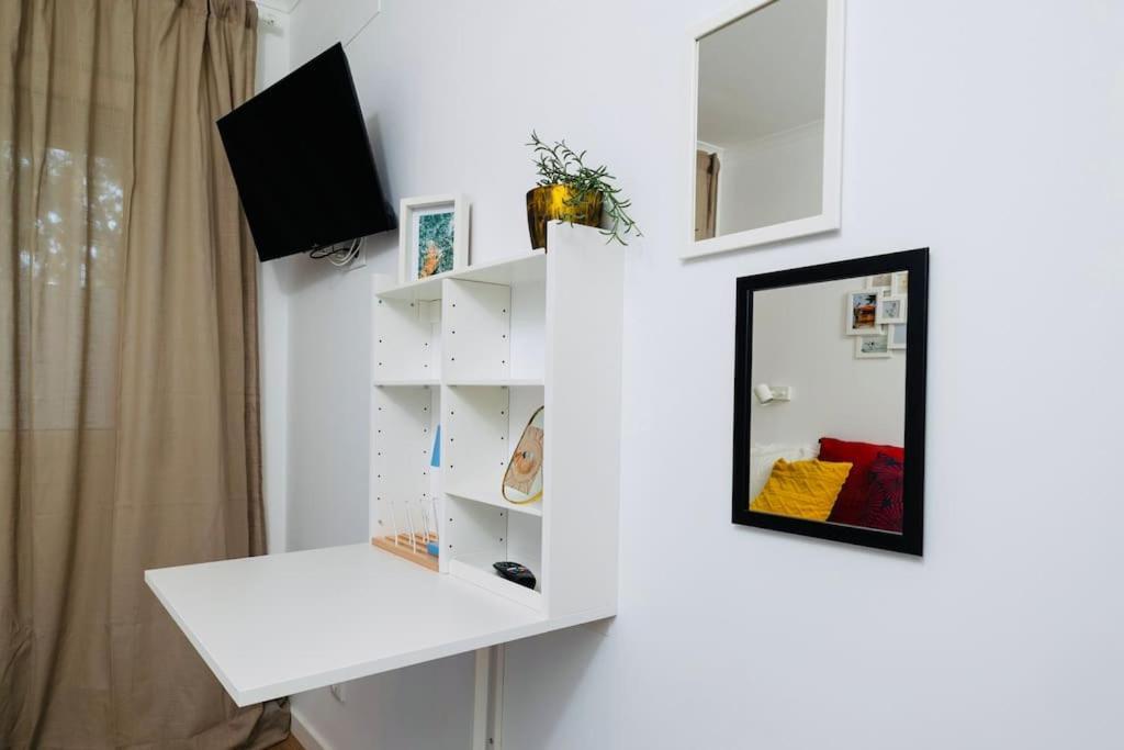 Modern 3 Bedroom Flat In Lisbona Esterno foto