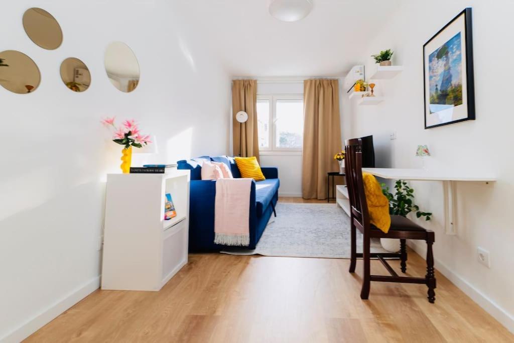 Modern 3 Bedroom Flat In Lisbona Esterno foto